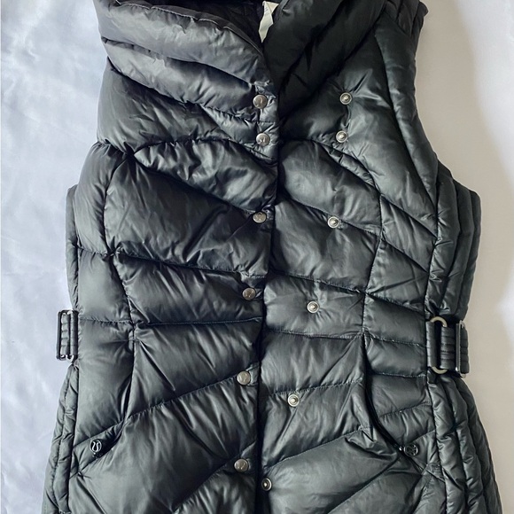 lululemon athletica Jackets & Blazers - Lululemon Athletica Black Quilted Vest